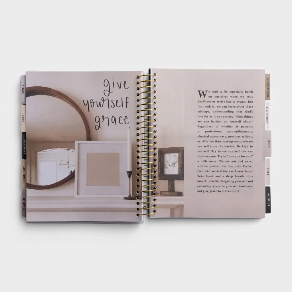 Dream Plan Do - 2024-2025 18-Month Inspirational Agenda Planner (July 2024 - December 2025)